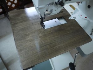 画像3: ０番糸対応 総合送り 腕ミシン レザークラフターLC1-341 送料込　1本足省 3倍力アイドルプーリー付き