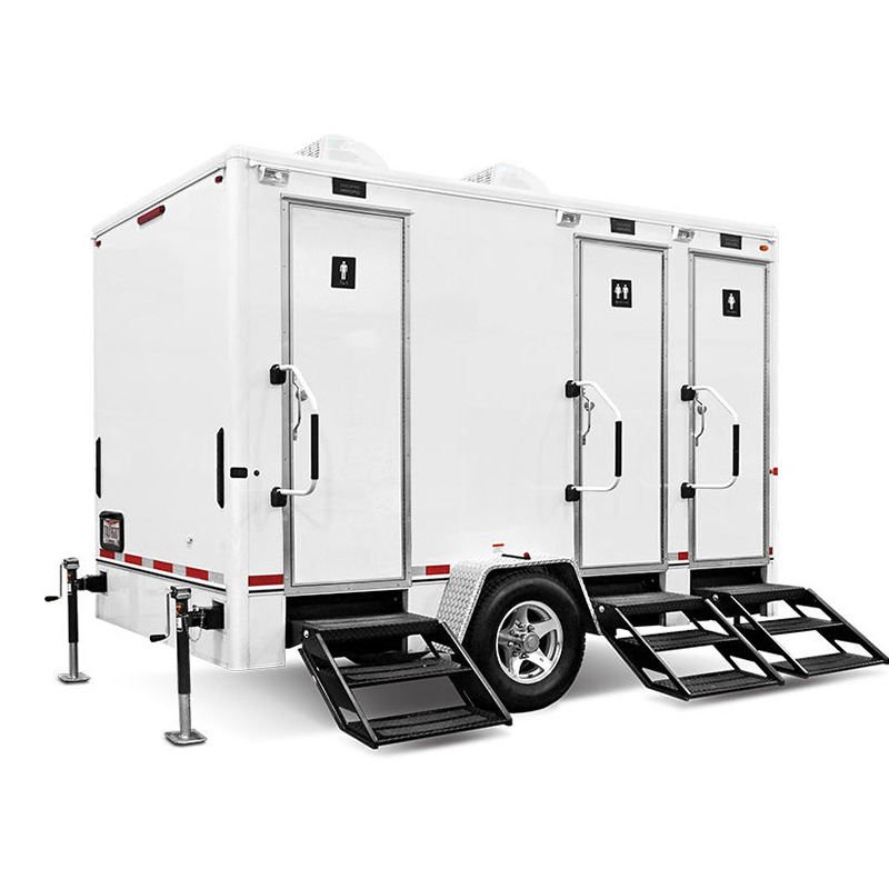 トイレトレーラー　３基仕様　災害時、イベントなどに威力を発揮　水浄化システムで川や池の水も使える