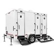 画像1: トイレトレーラー　３基仕様　災害時、イベントなどに威力を発揮　水浄化システムで川や池の水も使える (1)